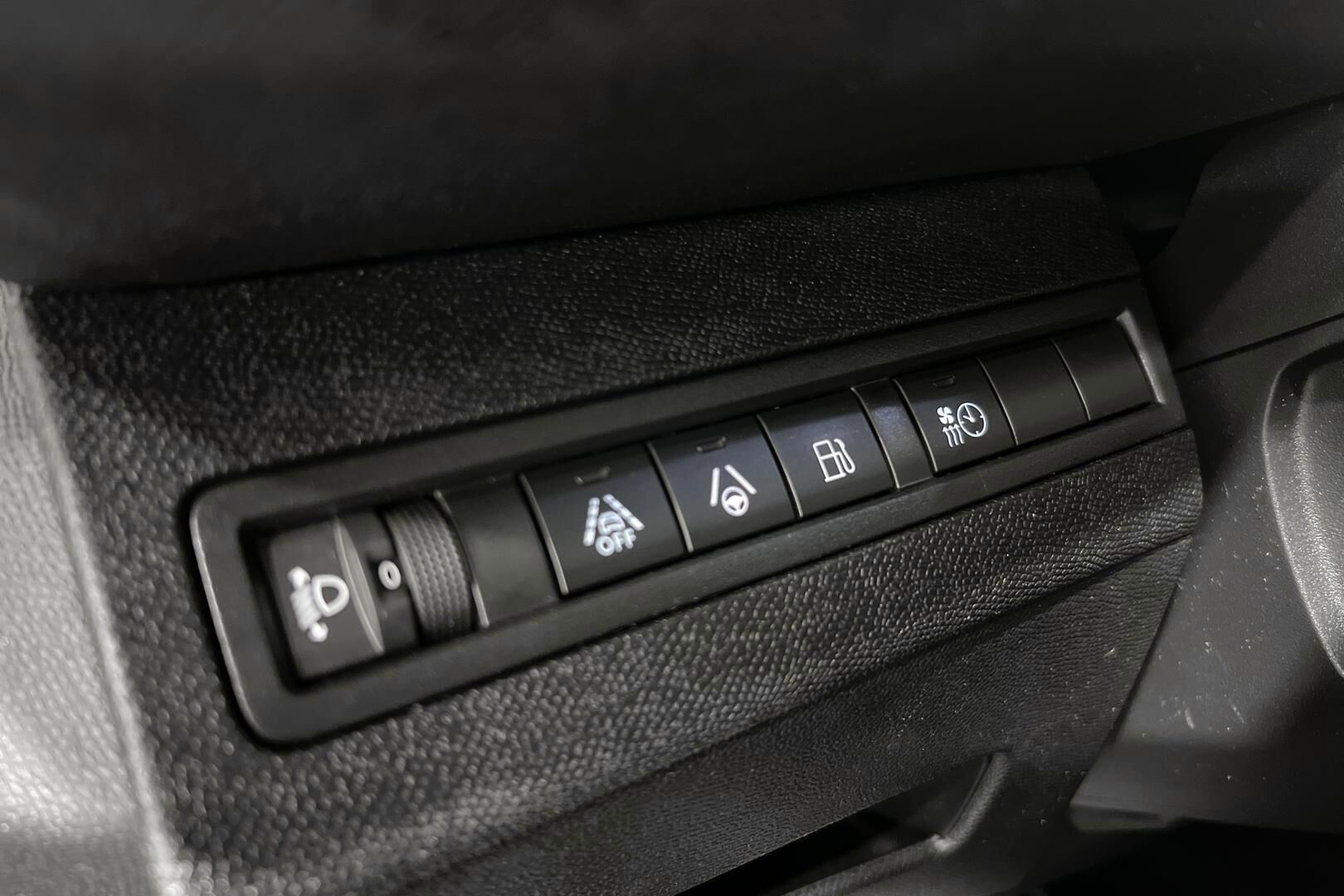 Peugeot 3008 iso kuva 19