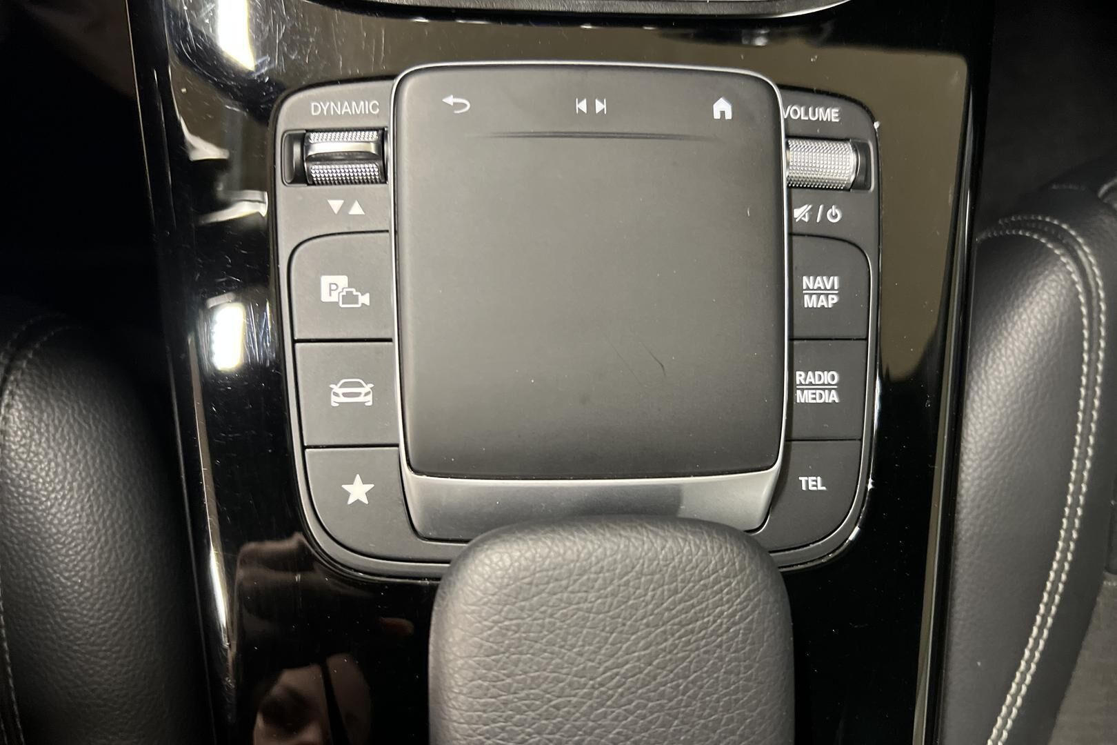 Mercedes-Benz A iso kuva 16