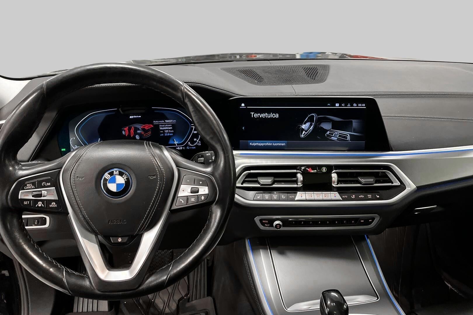BMW X5 iso kuva 11