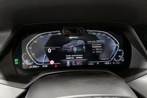 BMW X5 esikatselu 11