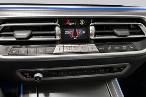 BMW X5 esikatselu 13