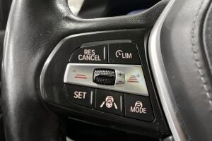 BMW X5 esikatselu 16