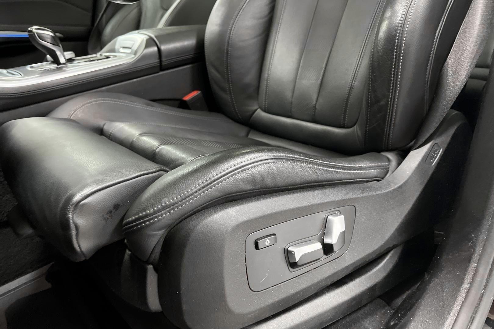 BMW X5 iso kuva 24