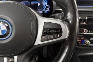 BMW 5-SARJA esikatselu 15