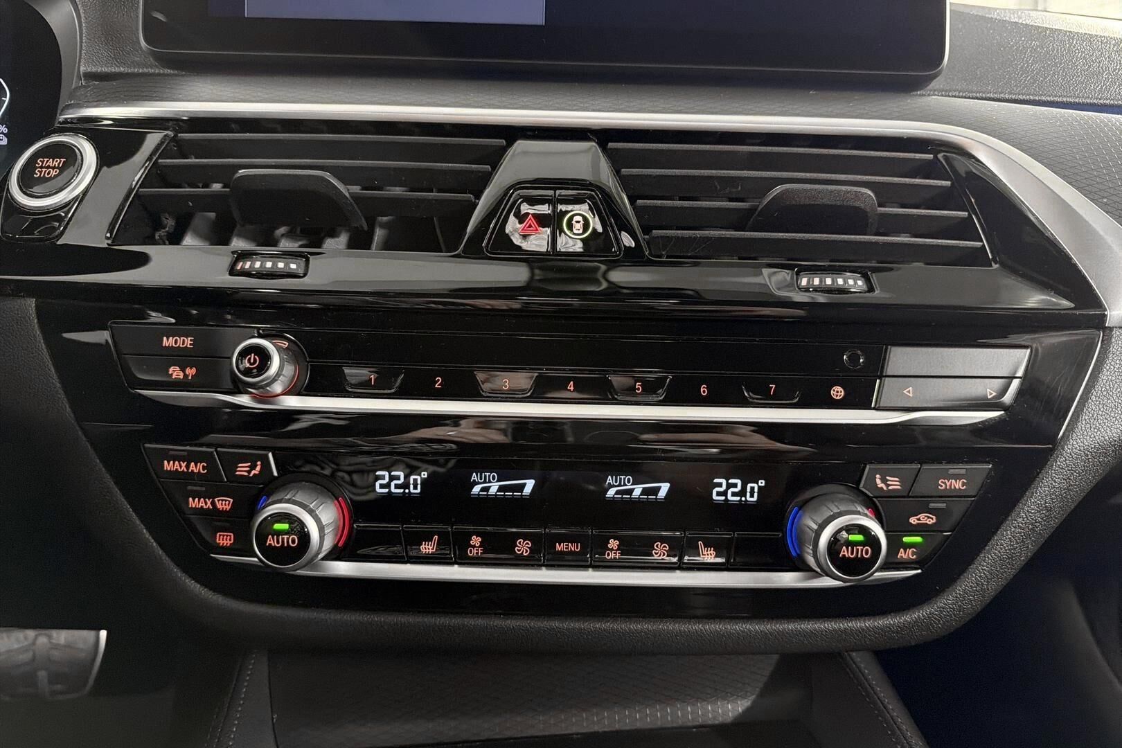 BMW 5-SARJA iso kuva 32