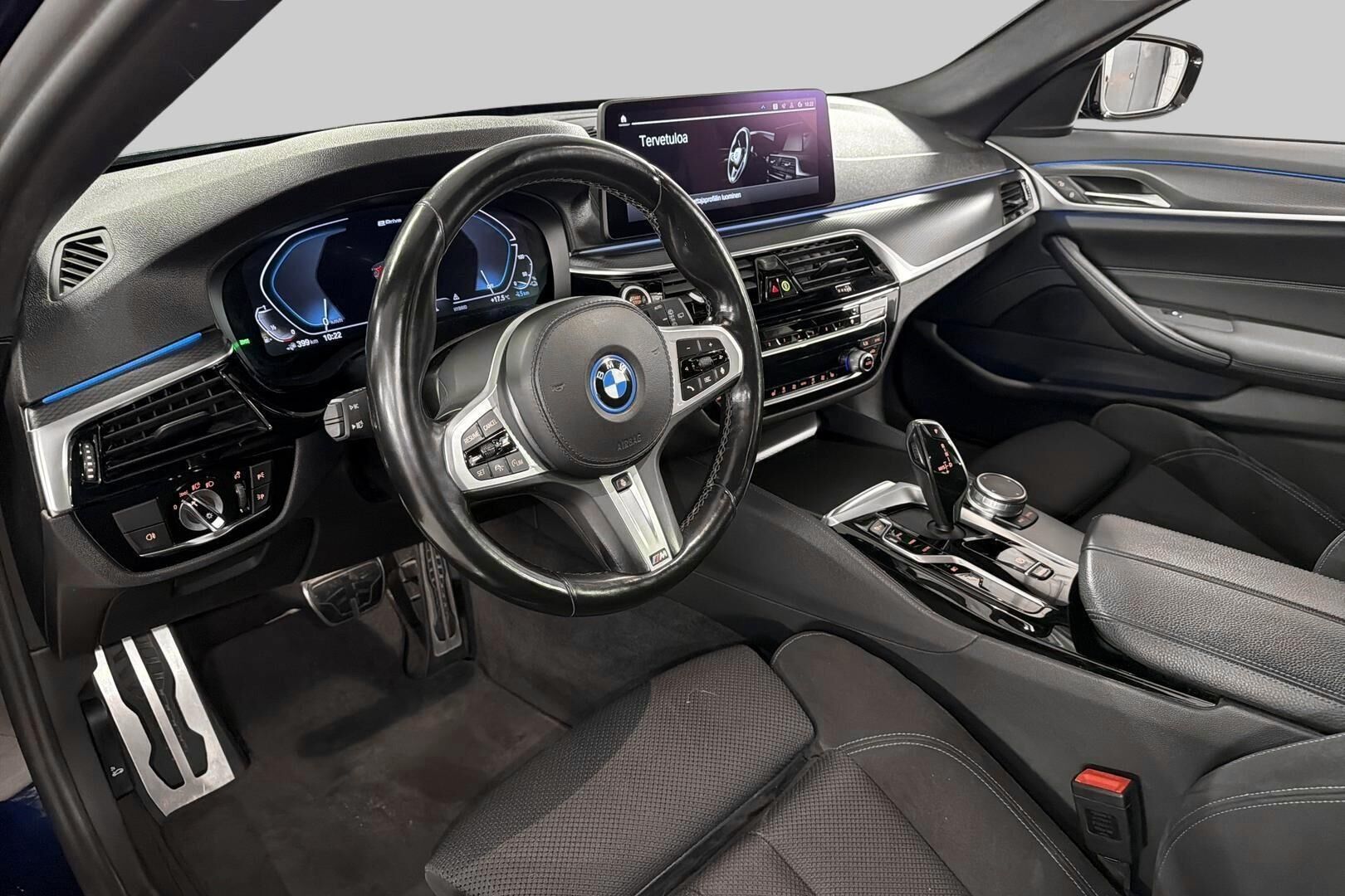 BMW 5-SARJA iso kuva 8