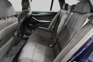 BMW 5-SARJA esikatselu 9
