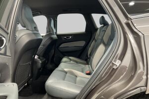 Volvo XC60 esikatselu 10