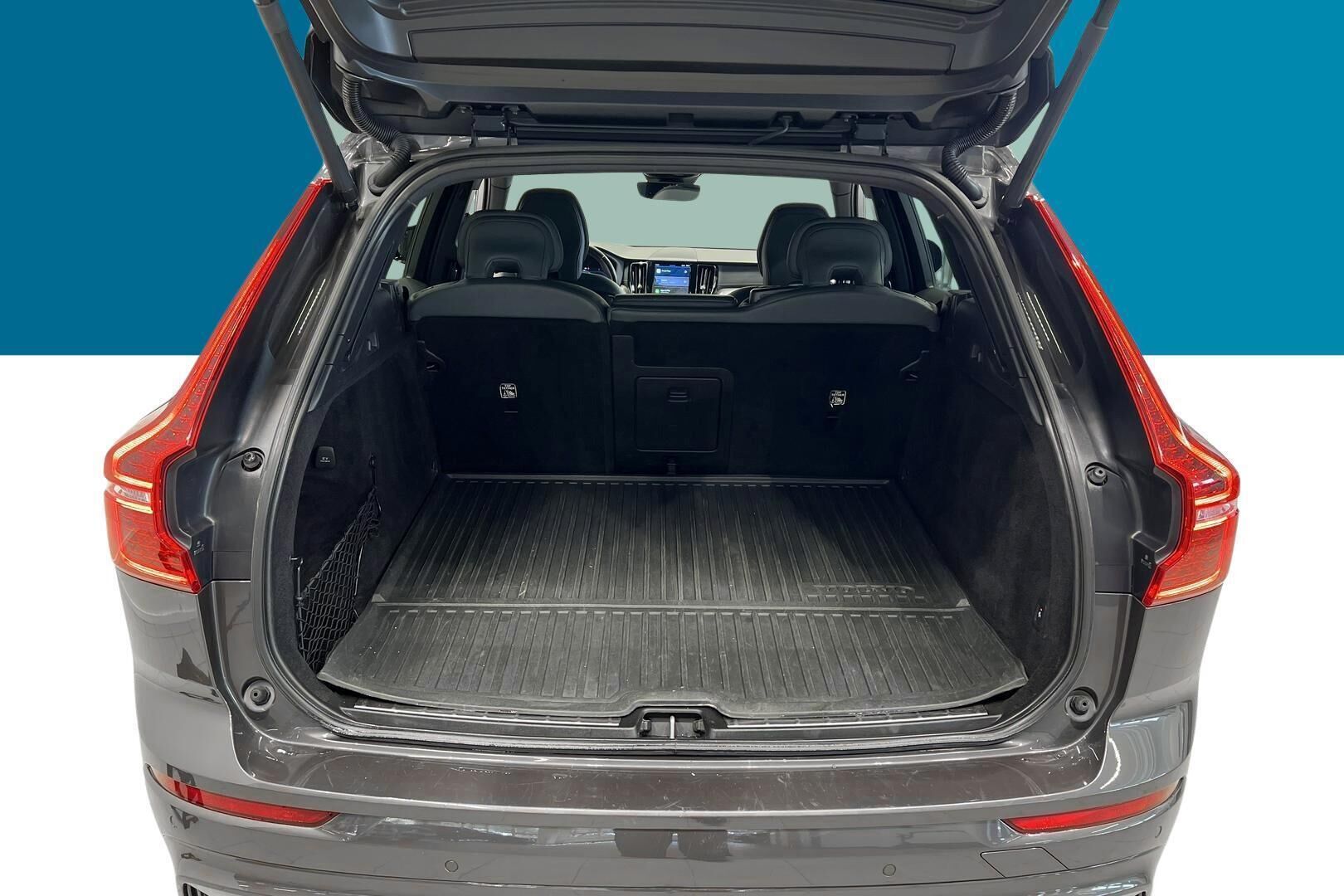 Volvo XC60 iso kuva 12