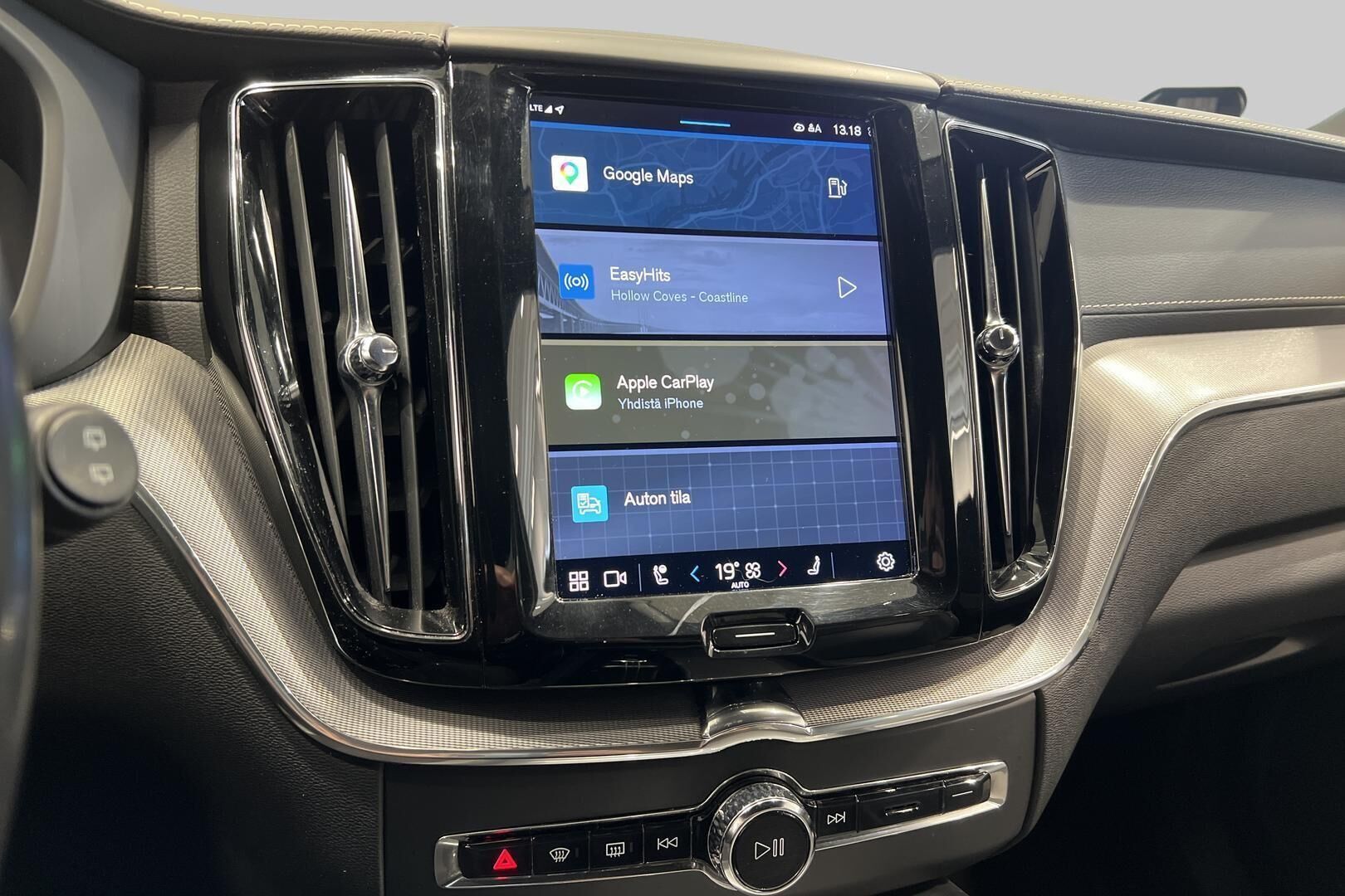 Volvo XC60 iso kuva 20