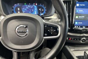 Volvo XC60 esikatselu 23