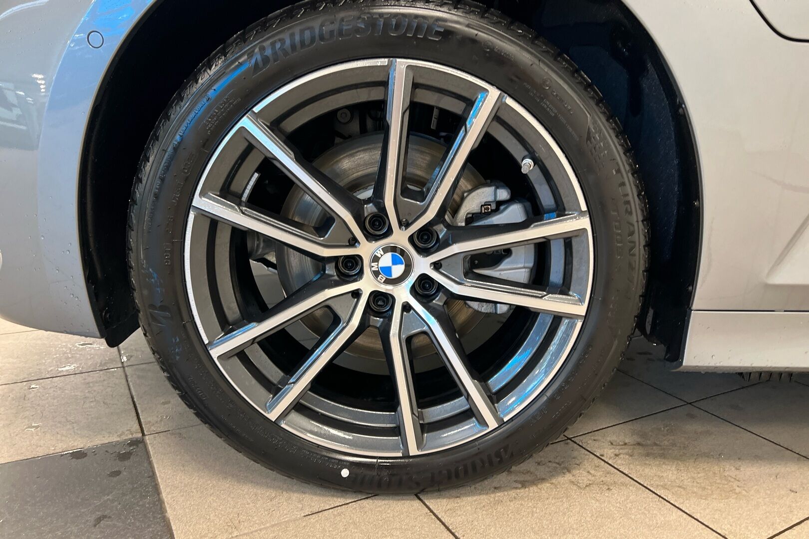 BMW 3-sarja iso kuva 10