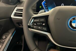 BMW 3-sarja esikatselu 18