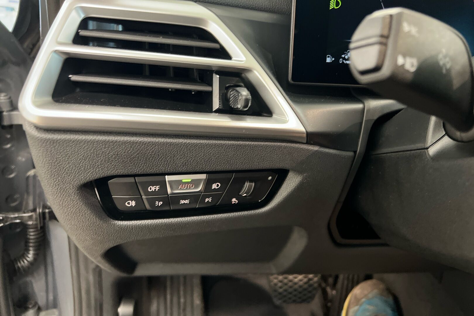 BMW 3-sarja iso kuva 18