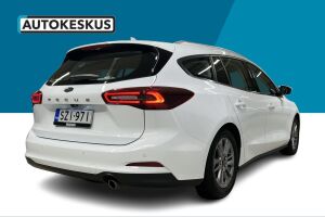 Ford Focus esikatselu 4