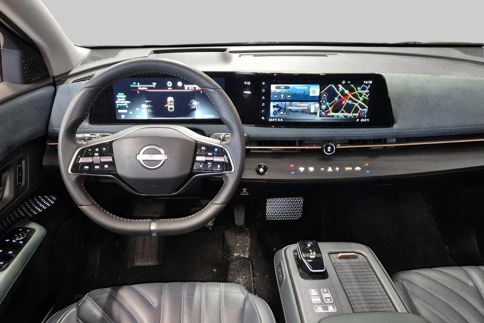 Nissan Ariya iso kuva 2