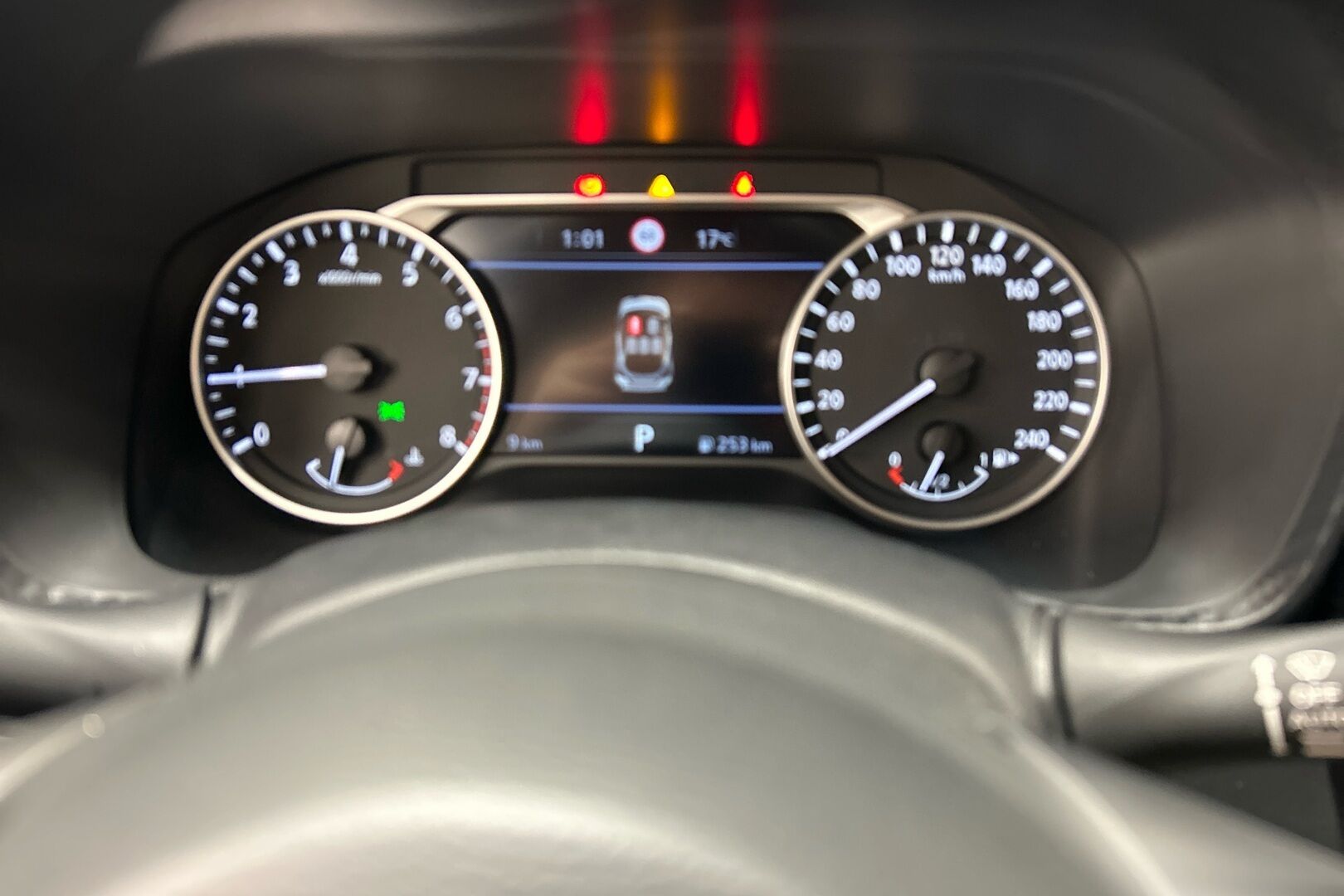 Nissan Juke iso kuva 11
