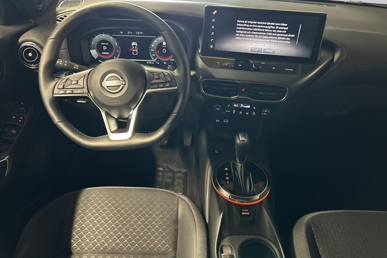 Nissan Juke iso kuva 14