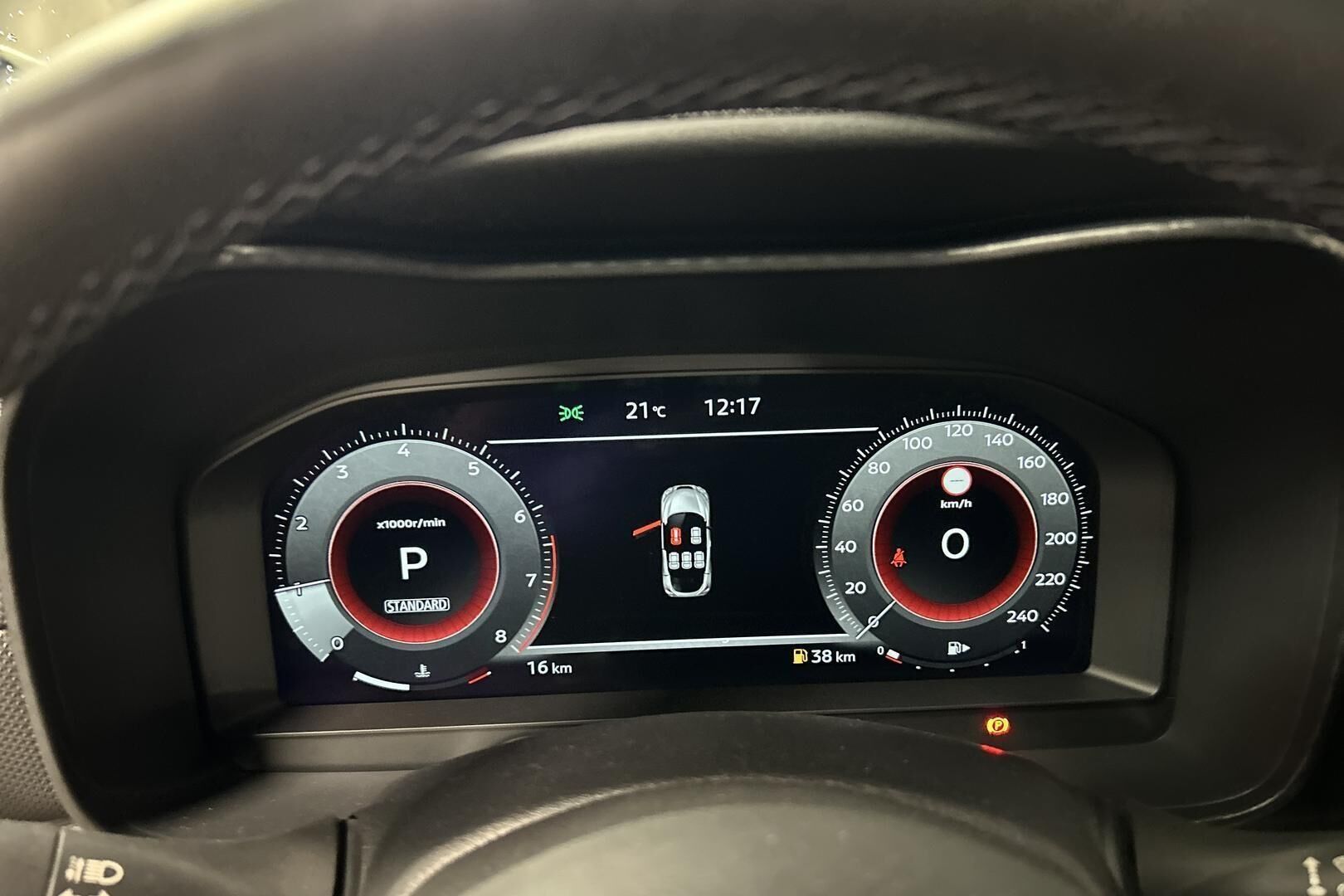 Nissan Juke iso kuva 15