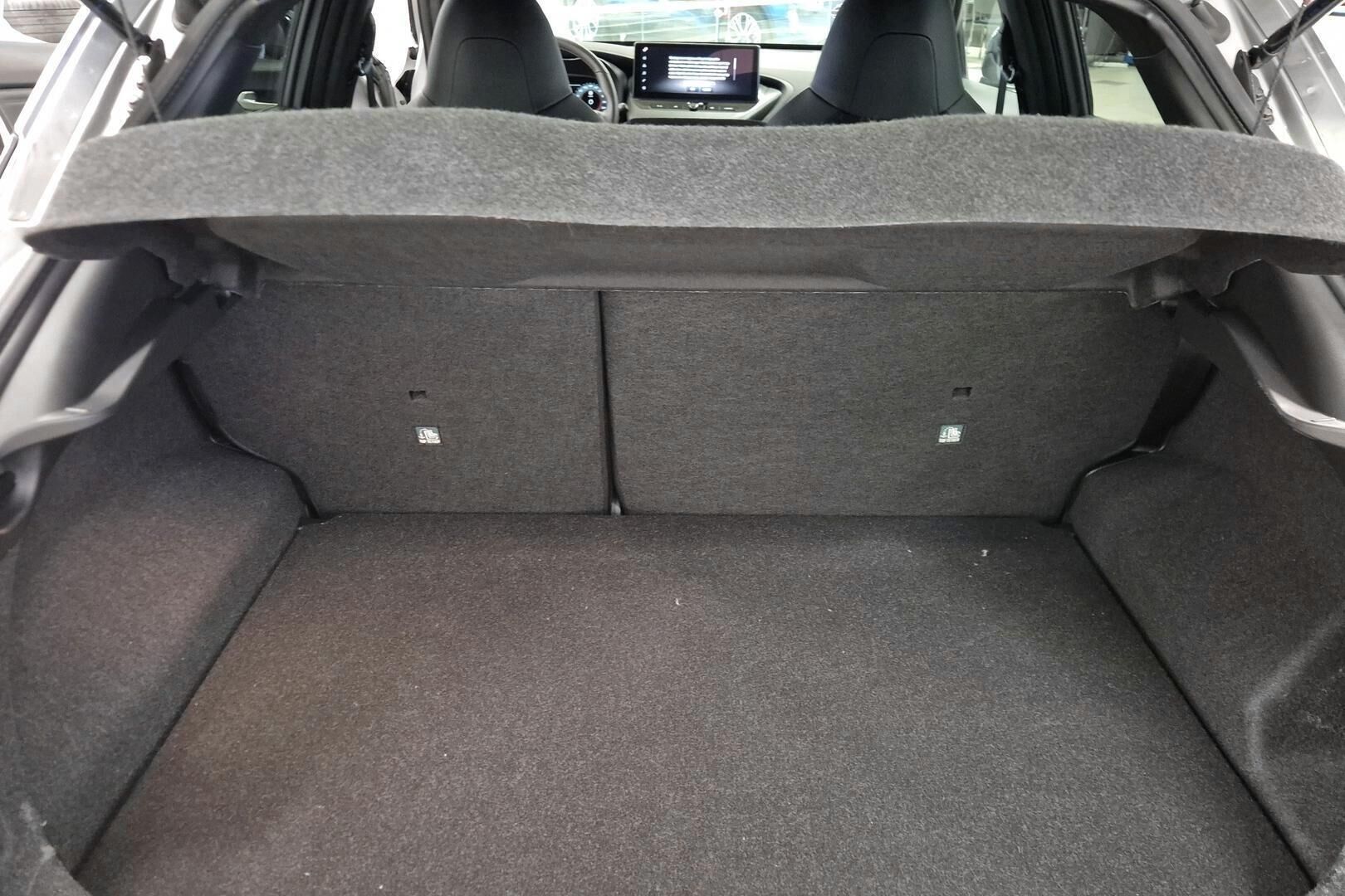 Nissan Juke iso kuva 11