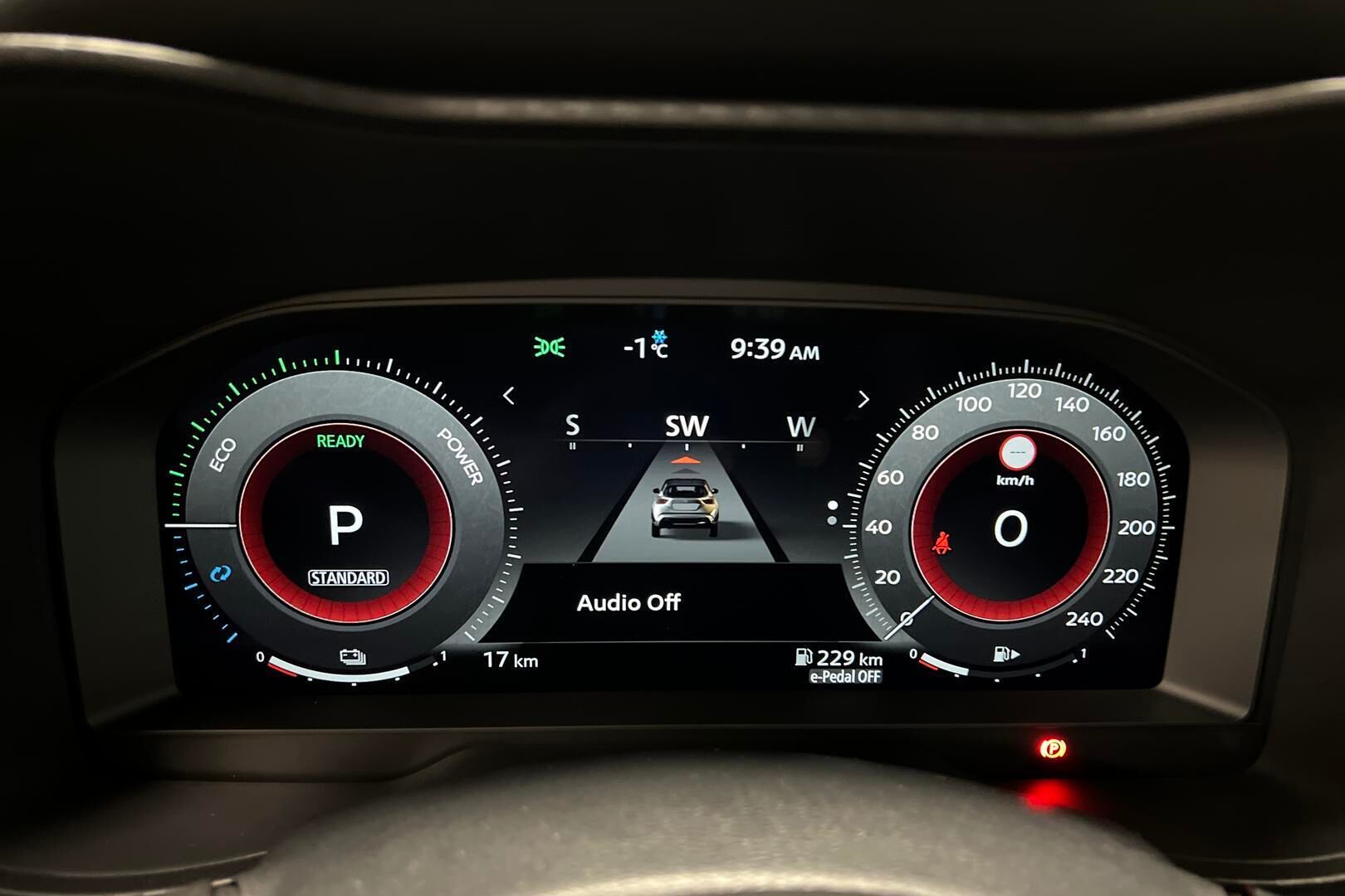 Nissan Juke iso kuva 7