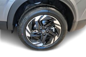 Nissan Qashqai esikatselu 12
