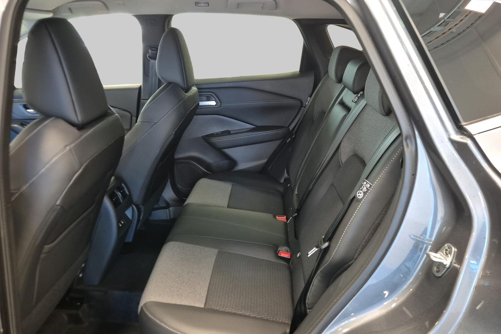 Nissan Qashqai iso kuva 9