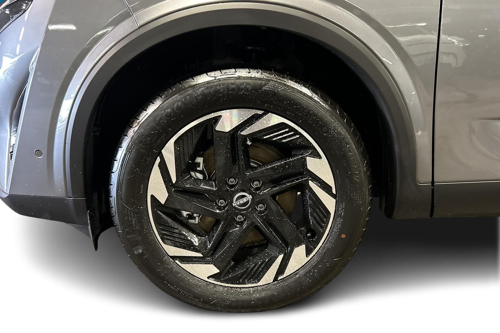 Nissan Qashqai iso kuva 19