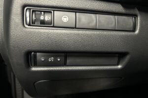 Nissan Qashqai esikatselu 11
