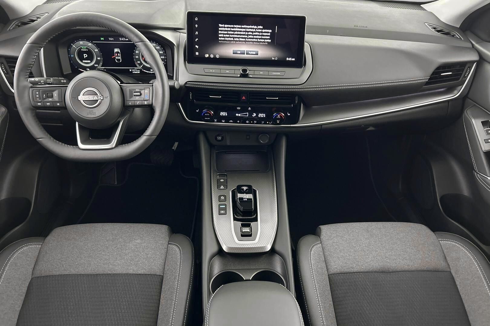 Nissan Qashqai iso kuva 11