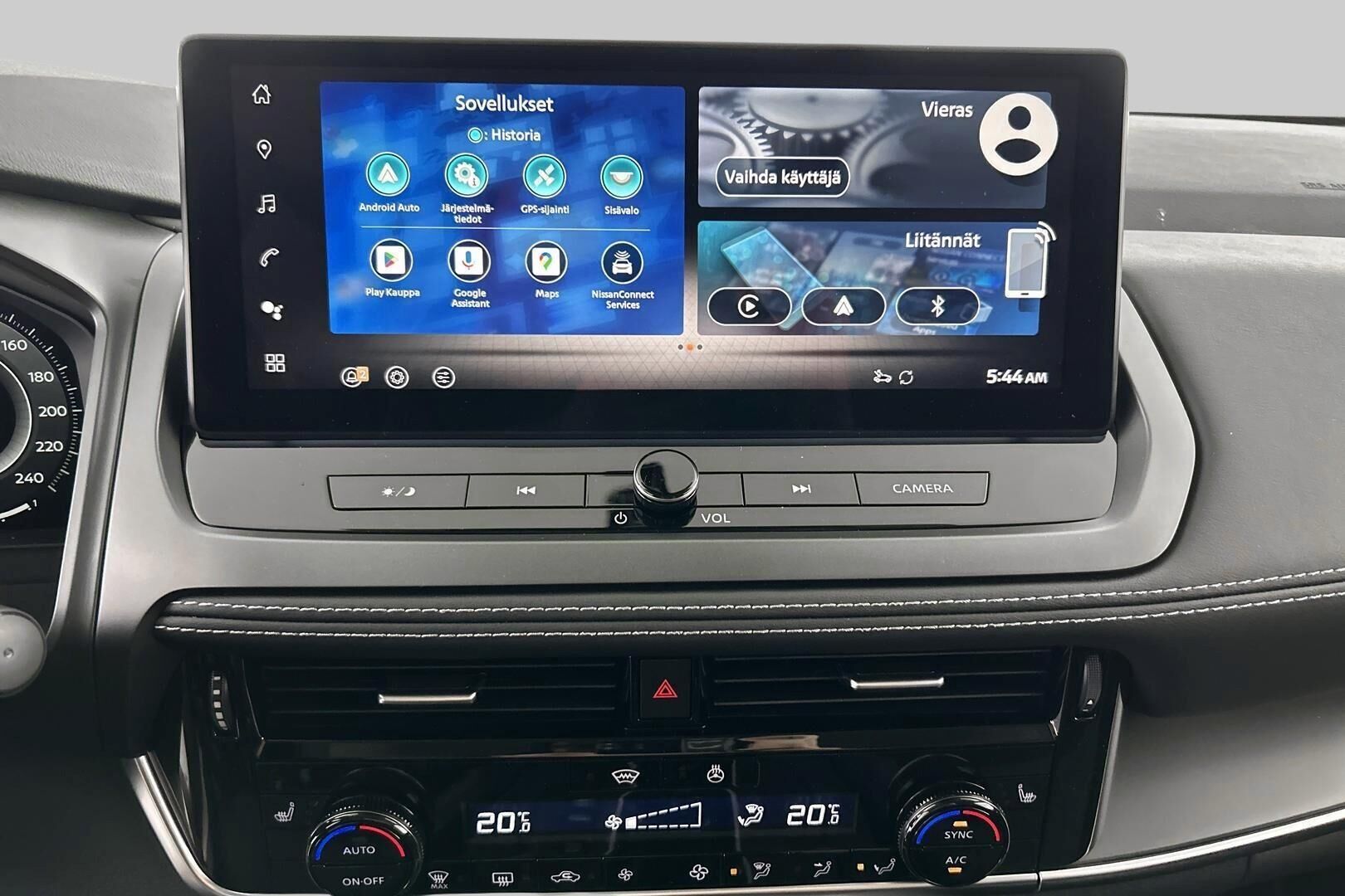 Nissan Qashqai iso kuva 14