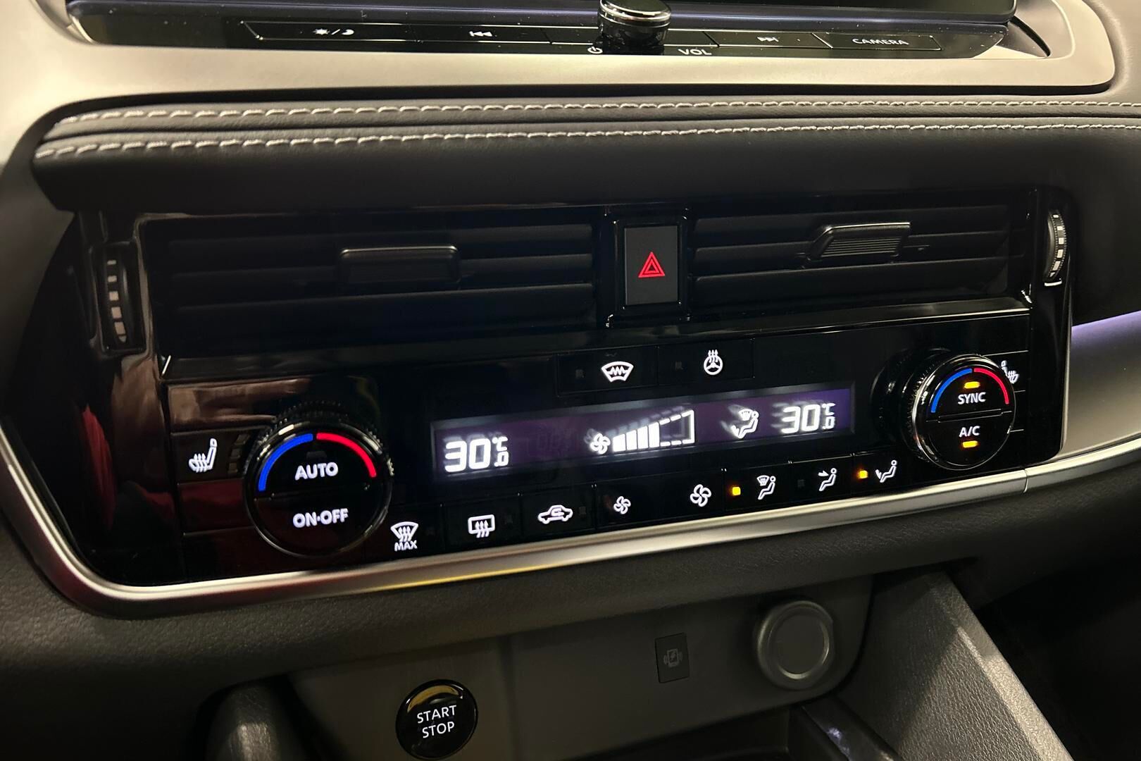 Nissan Qashqai iso kuva 15