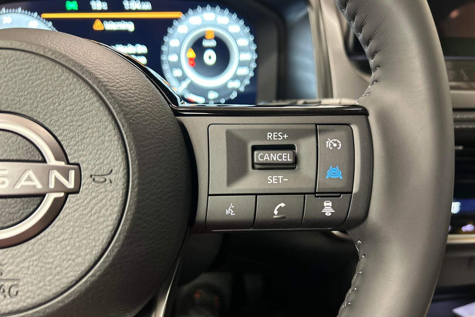 Nissan Qashqai iso kuva 17