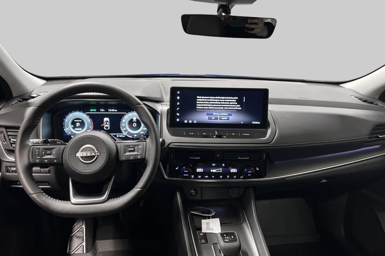Nissan Qashqai iso kuva 9