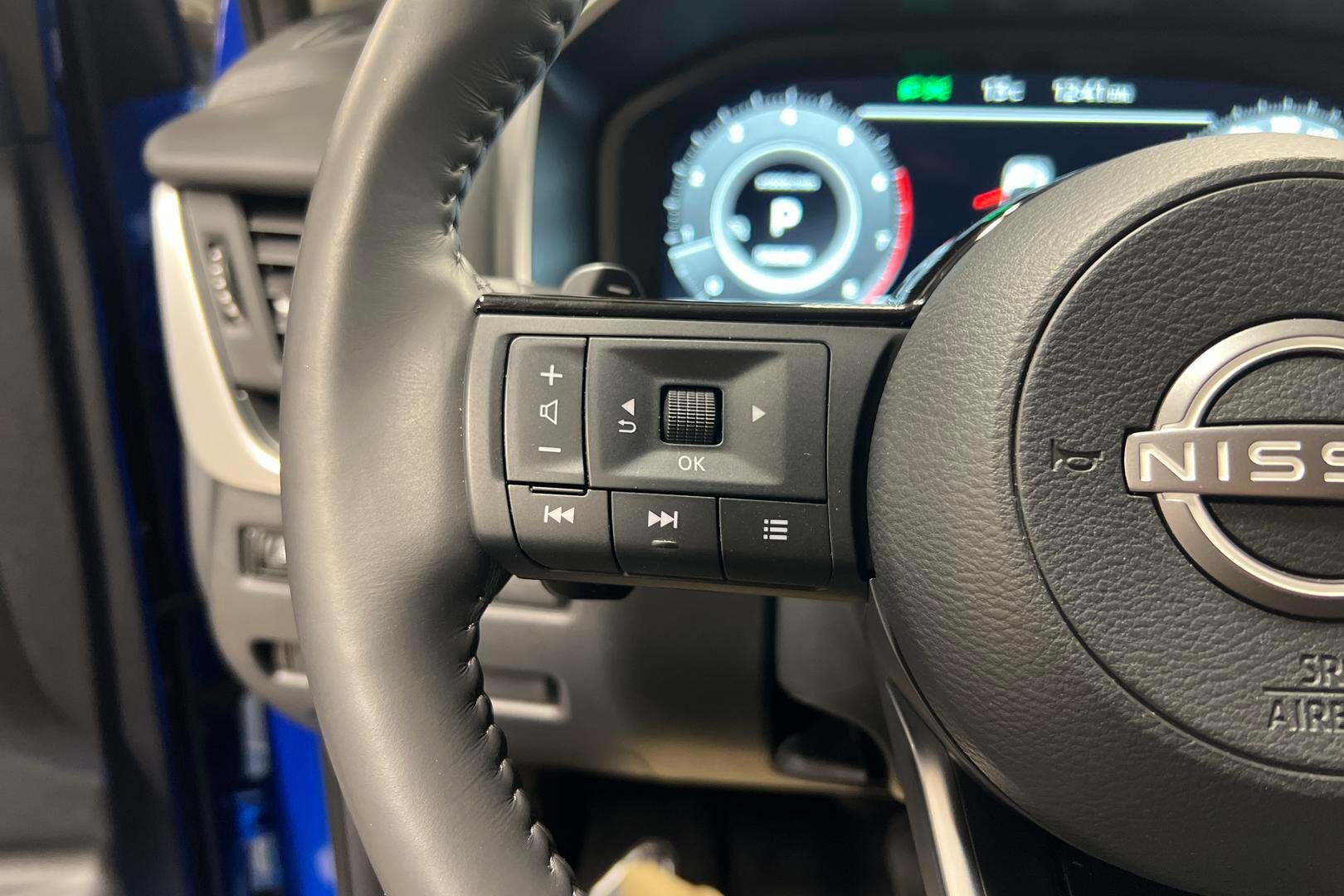 Nissan Qashqai iso kuva 15