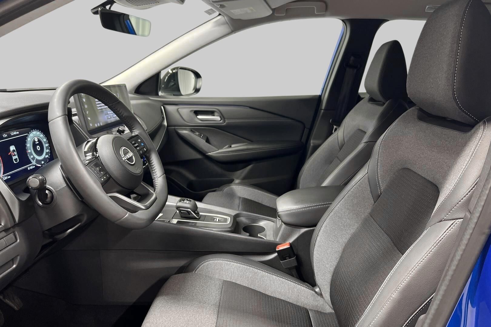Nissan Qashqai iso kuva 7