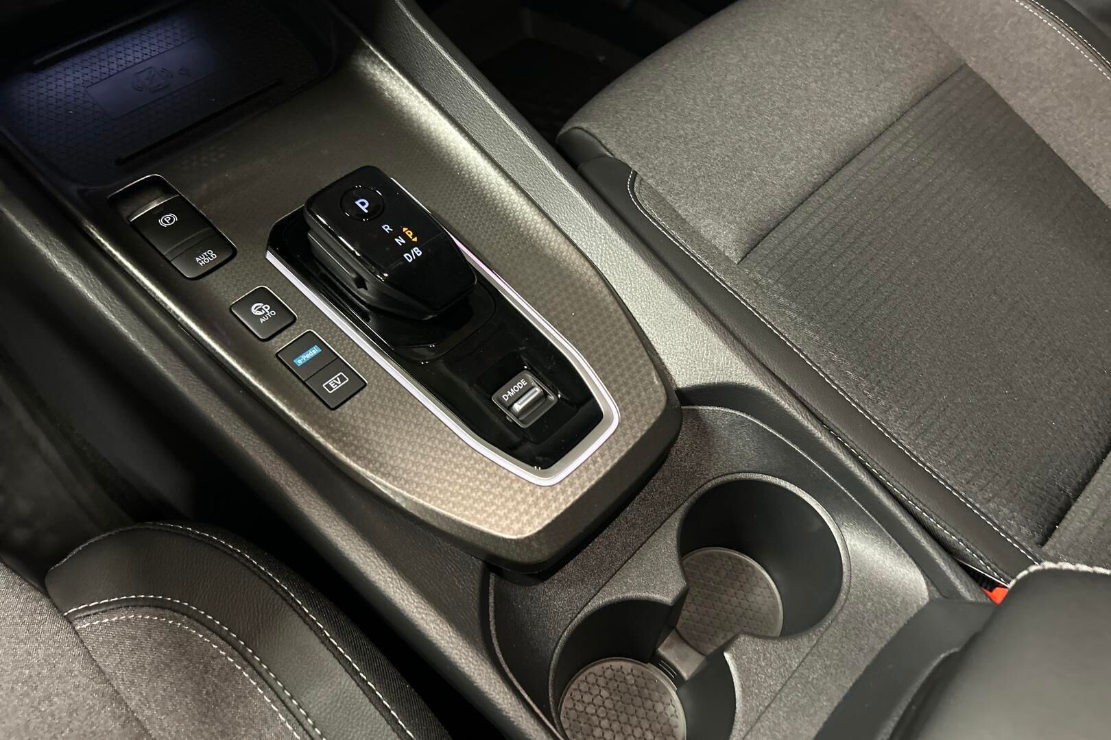 Nissan Qashqai iso kuva 21