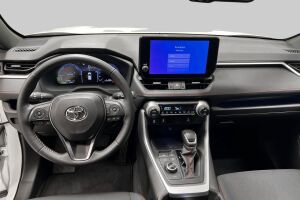 Toyota RAV4 Plug-in esikatselu 9
