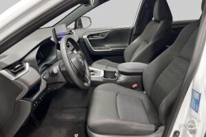 Toyota RAV4 Plug-in esikatselu 7