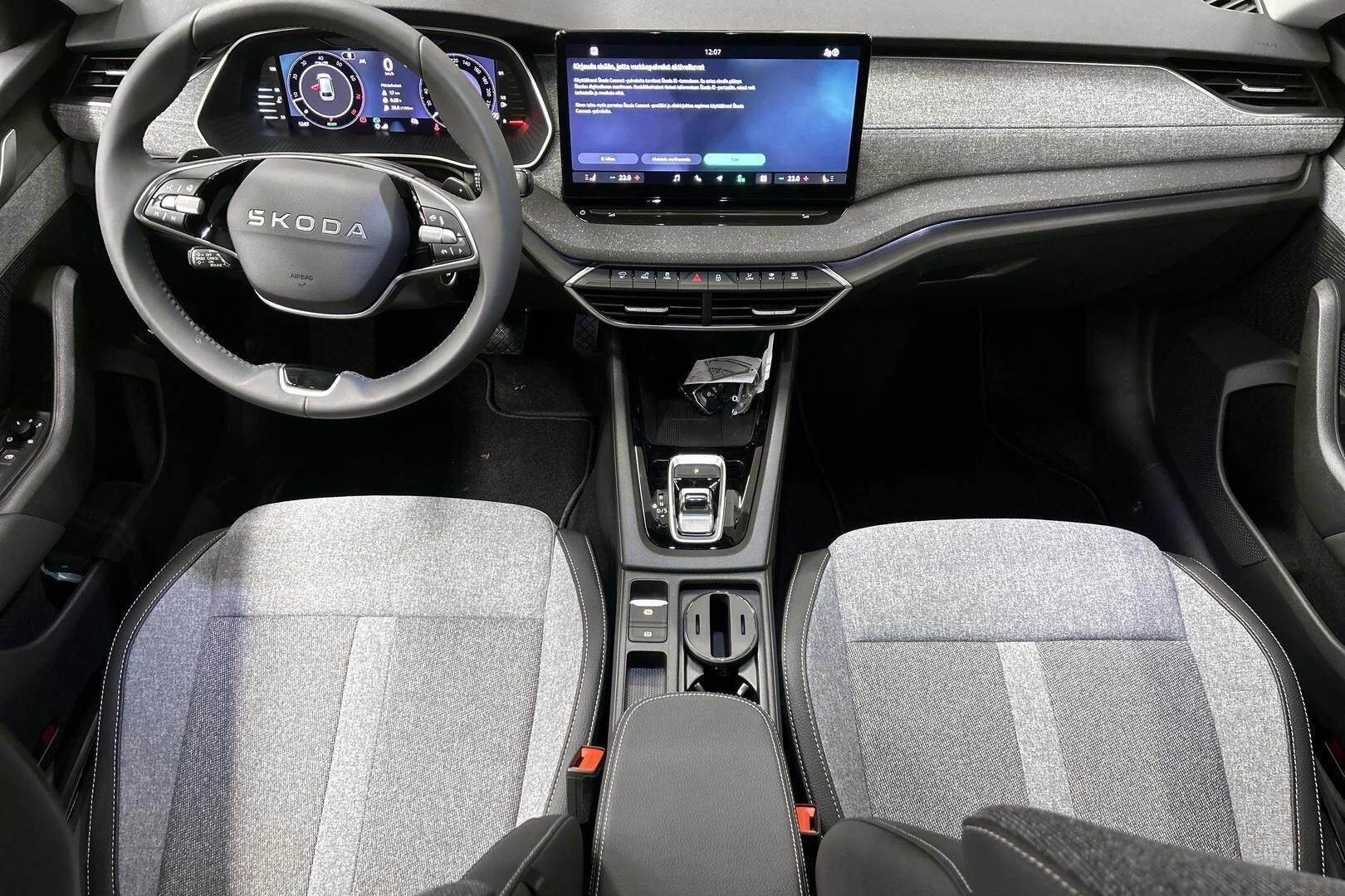 Skoda Octavia iso kuva 5