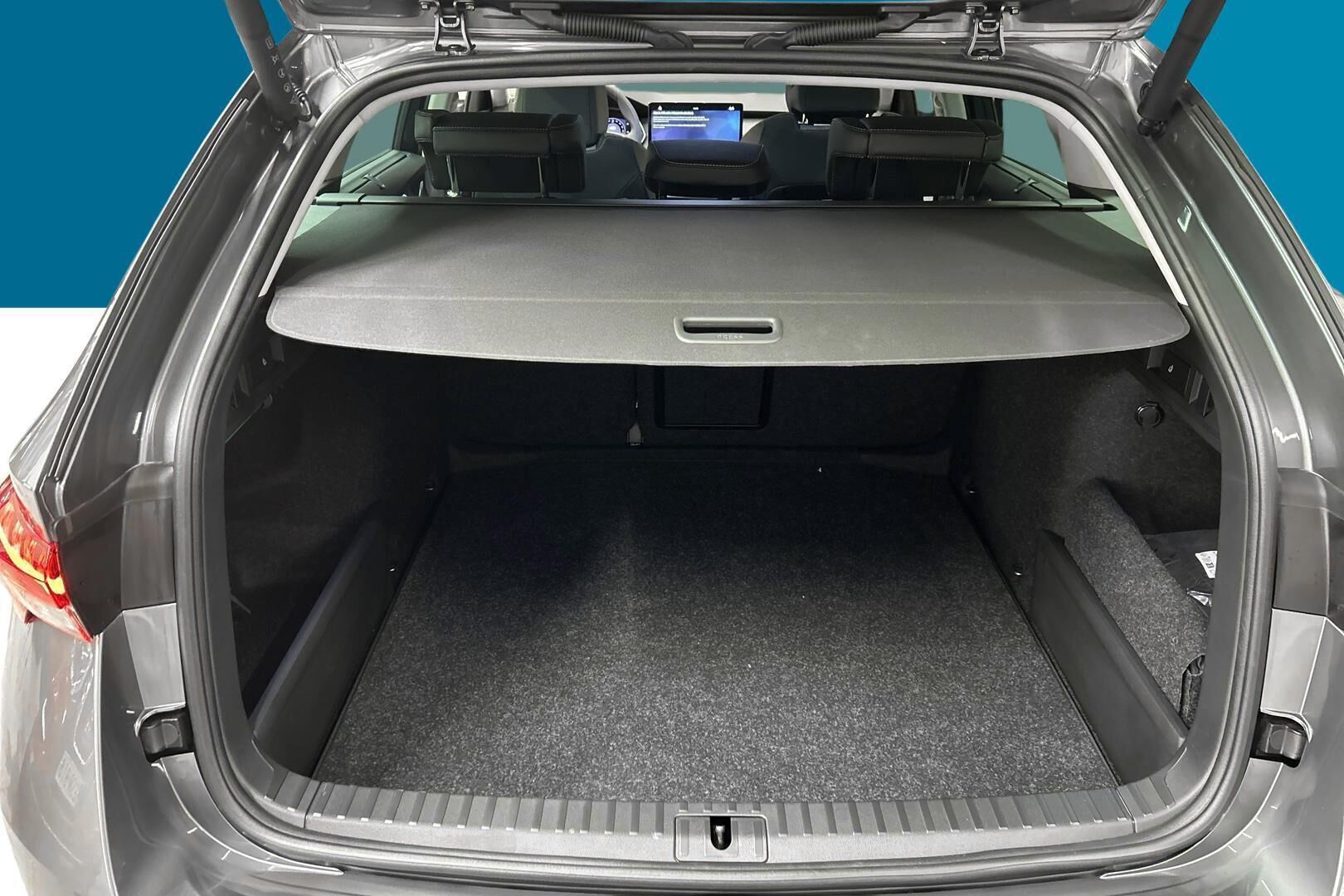 Skoda Octavia iso kuva 6