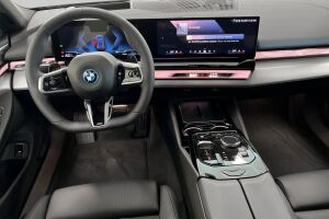 BMW 5-sarja esikatselu 10