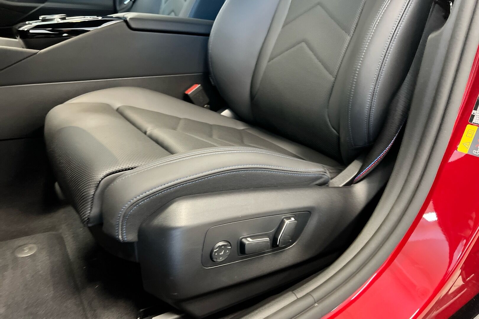 BMW 5-sarja iso kuva 19