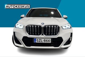 BMW iX1 esikatselu 1