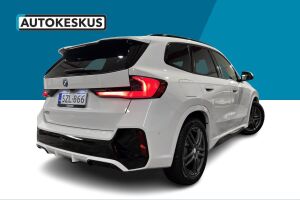 BMW iX1 esikatselu 4