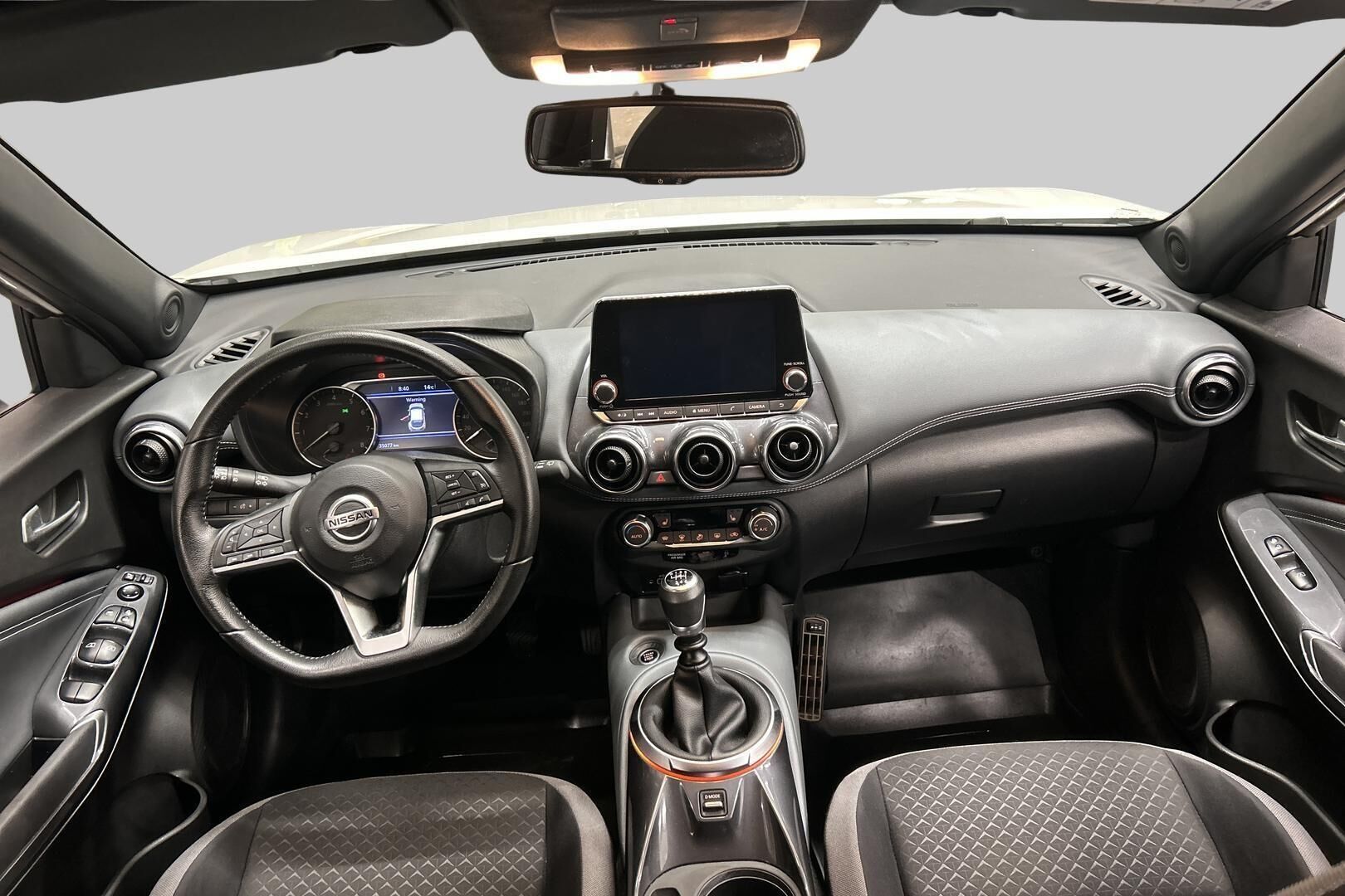 Nissan Juke iso kuva 10