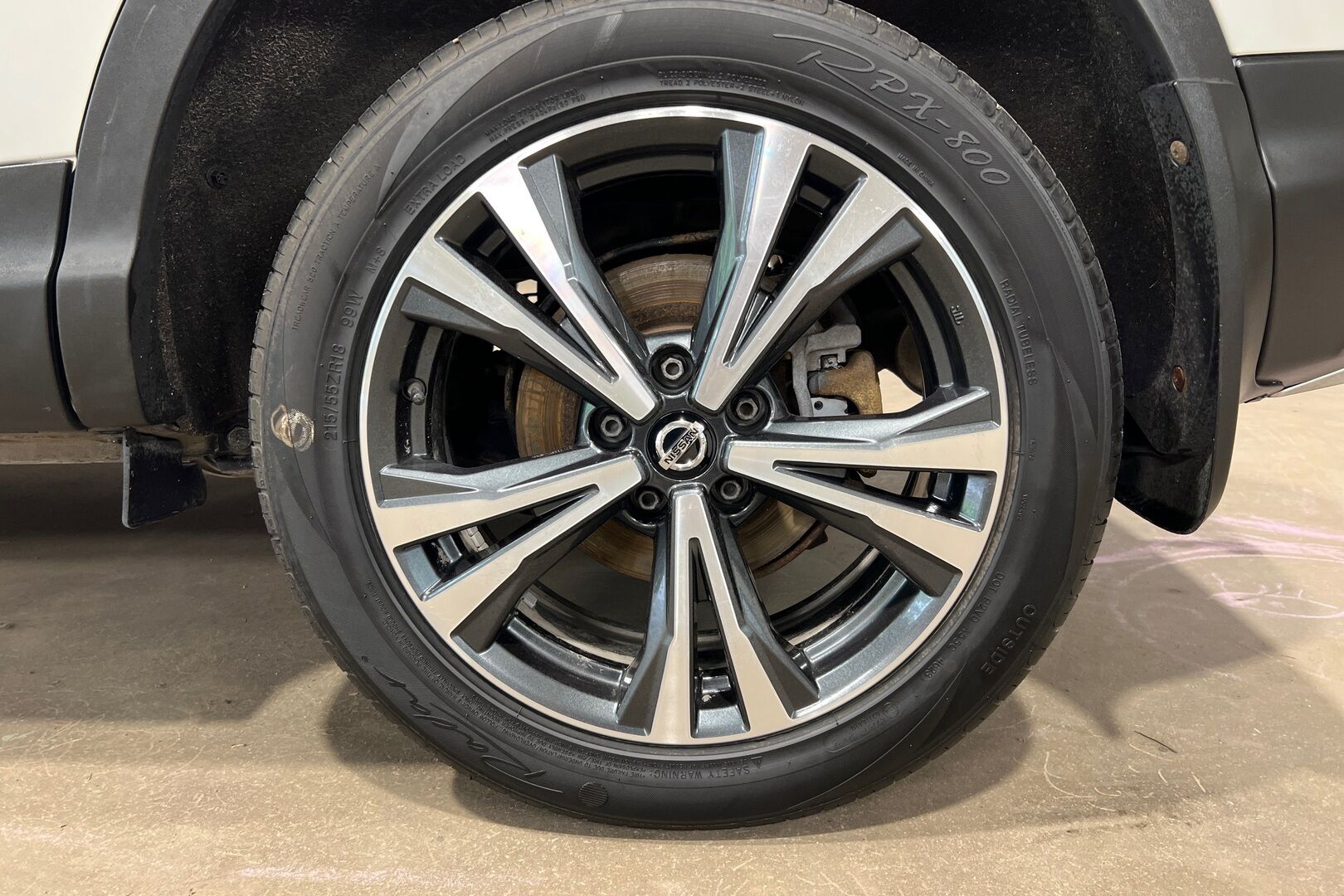 Nissan Qashqai iso kuva 11