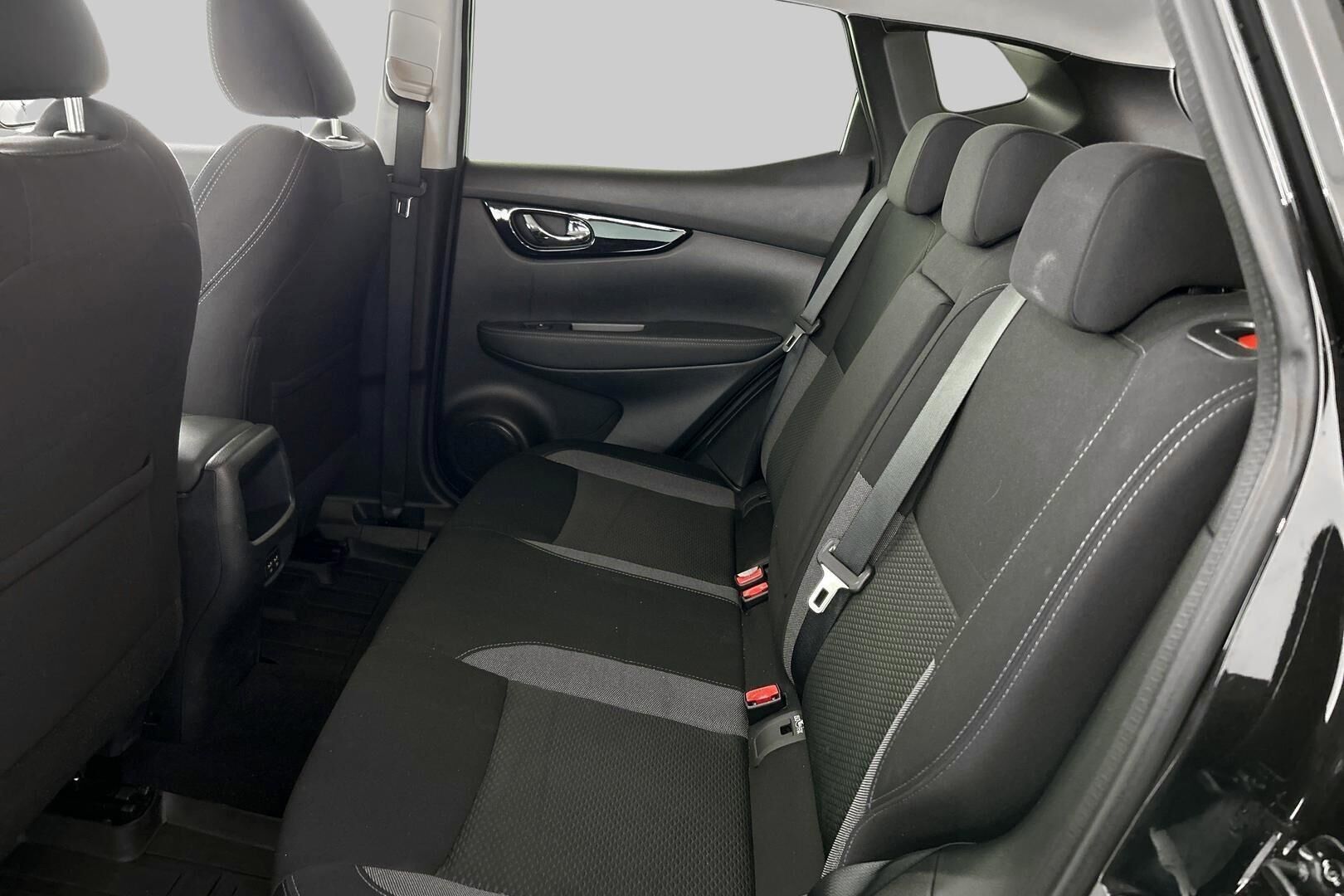 Nissan Qashqai iso kuva 10
