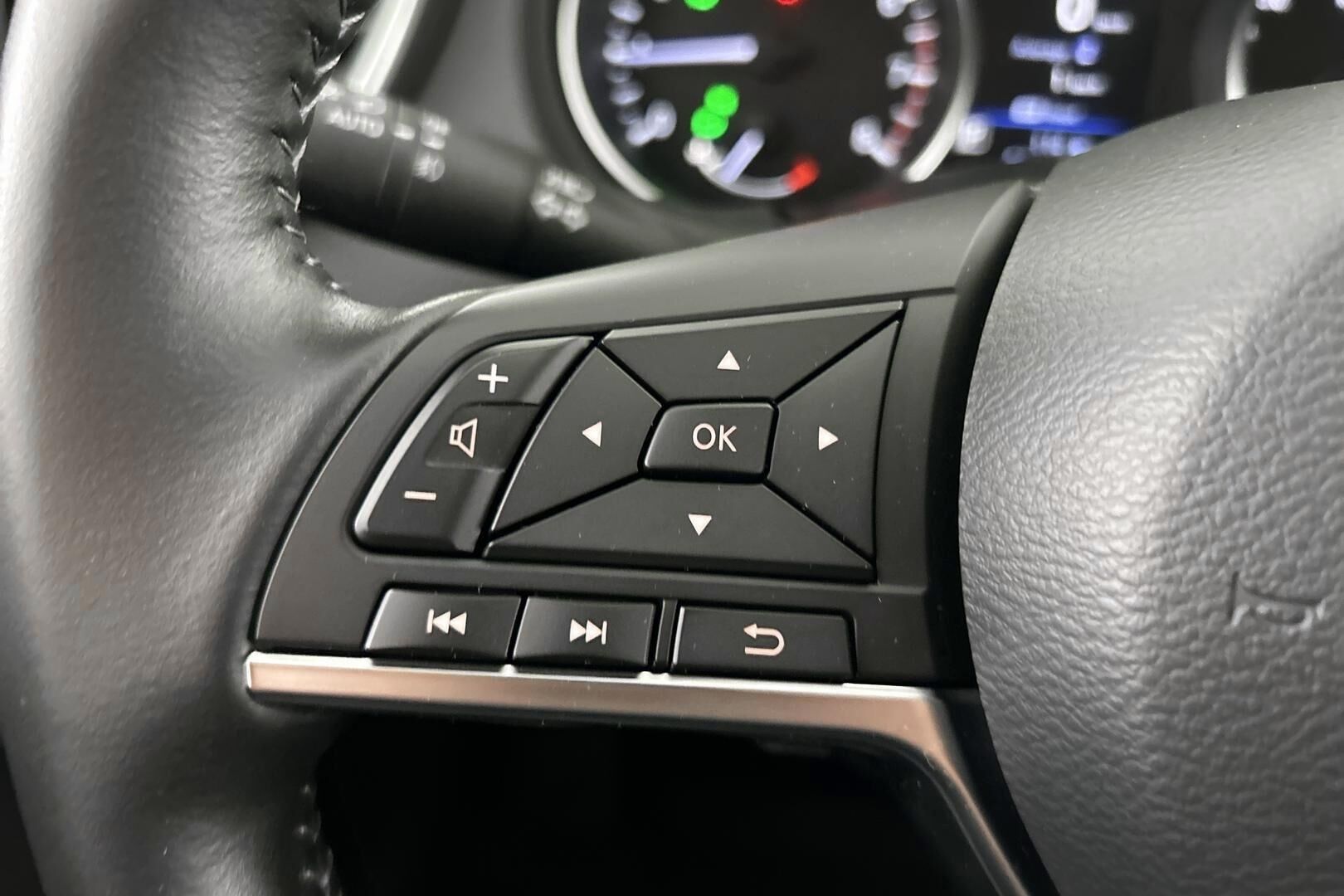 Nissan Qashqai iso kuva 17