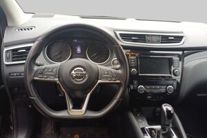 Nissan Qashqai esikatselu 2